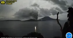 Gunung Anak Krakatau Kembali Erupsi, Masyarakat Diimbau Tidak Beraktivitas dalam Radius 5 km