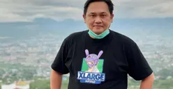 Laporkan Bunda Corla ke Polisi, Farhat Abbas Ternyata Bukan dari Keluarga Sembarangan! Berikut Biodatanya