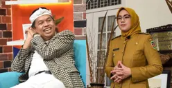 Kang Dedi Mulyadi Foto Bareng Cewe, Anne Mustika Tak Mau Kalah Unggah Story Malem Mingguan dengan Sosok Ini