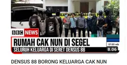 CEK FAKTA: Rumah Cak Nun Disegel, Seluruh Keluarga Diseret Densus 88, Benarkah?