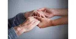 Ternyata Pasangan Lebih Penting dan Utama daripada Anak, Kok Bisa? Simak Penjelasan Mbah Moen Berikut Ini