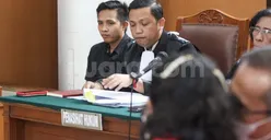 Cara Bicara Bharada E Ungkap Skenario Ferdy Sambo di Ruang Sidang Tuai Pujian, dari Gestur hingga Diksi