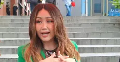 Terlihat Semakin Awet Muda, Terungkap Alasan Titi DJ Lakukan Operasi Plastik