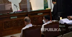 TRAGIS! Derita Terdakwa Obstruction Of Justice,  Anak Harus Periksa Psikis Hingga Dibohongi Dinas Luar Negeri!