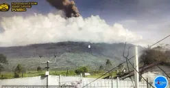 Gunung Kerinci Alami Erupsi dan Mengeluarkan Abu Tebal, Warga Sekitar Diimbau  Waspada