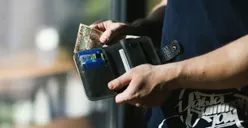 AWAS! Ini 3 Resiko Galbay Pinjol yang Tidak Disadari Orang, Berpotensi Reputasi Hancur Dalam Sekejap Mata!