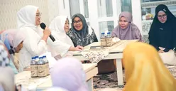 Tak Galau! Potret Terbaru Anne Ratna Mustika Berstatus Janda, Sumringah dan Senyum Lebar Gelar Pengajian