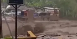 Banjir Lahar Dingin Semeru Sebabkan Jembatan Penghubung Kabupaten Malang dan Lumajang Jebol, Akses Tutup Total