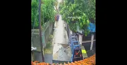 Viral Video CCTV Truk Pengangkut Antar Material ke Rumah Pelaku Pembunuhan Bekasi!