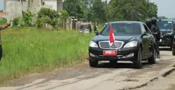 Gubernur Lampung Kena Prank, Sudah Ngebut Perbaiki Jalan, Jokowi Malah Pilih Jalur Lain yang Rusak