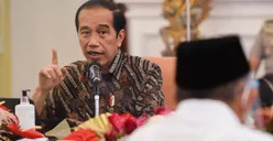 Tinjau Pengungsi Korban Kebakaran Depo Pertamina Plumpang bersama Iriana, Jokowi Minta Segera Cari Solusi