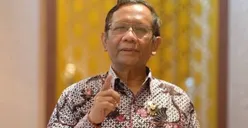 Haru! Sampaikan Duka Cita Meninggalnya Istri Moeldoko, Mahfud MD: Tiket dan Jadwal Kereta Beliau Sudah Berlaku