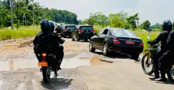 Heboh Mobil RI 1 Presiden Jokowi Lewati Jalan Rusak di Lampung yang Viral hingga Jadi Trending Topik Twitter