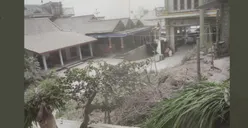 Gunung Merapi Erupsi Siang Ini, Babadan Magelang Alami Hujan Pasir