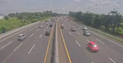 Polisi Terapkan One Way Pada Puncak Arus Balik, Kemenhub Prediksi 203.000 Kendaraan Lewat Tol Jakarta-Cikampek