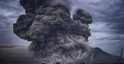 Warga Panik! 24 Guguran Awan Panas Gunung Merapi Sentuh Jarak 4 KM