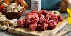 Jangan Langsung Dicuci, Begini Tips Mengolah Daging Kambing Agar Tak Bau Prengus dan Alot