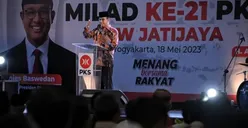 Hadiri Milad PKS ke-21 di Yogyakarta, Anies Baswedan Bernostalgia dengan Nikmati Kuliner Jaman Mahasiswa   