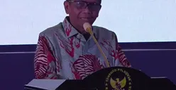 Berikan Pidato Terkait dengan Pelaksanaan Pemilu Damai, Mahfud MD: Kepemimpinan itu Bergantian, Bukan Warisan