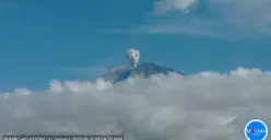 Gunung Semeru Erupsi Dua Kali Pagi Ini, Luncurkan Abu Vulkanik Setinggi 600 Meter
