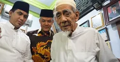 Wajib Tahu! 6 Nasehat Mbah Moen Tentang Kehidupan, Salah Satunya Jangan Terlalu Banyak Berburuk Sangka