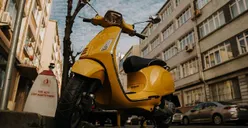 Kredit Motor dengan Pinjaman BCA Apakah Bisa? Intip Syarat dan Cara Pengajuannya di Sini