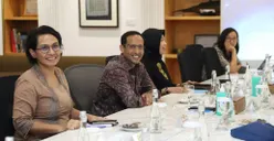 Nadiem Makarim Beri Solusi Terkait Nasib Guru Honorer, Apa Saja yang Ditawarkan? Selengkapnya!