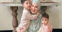 Lebaran Tanpa Ammar Zoni, Irish Bella Curhat Ramadan Ini Dilalui Penuh Haru dan Emosi