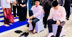 Harga Rp400 Ribu, Jokowi dan Zulkifli Hasan Pakai Sepatu Brand Lokal saat Kunjungan ke Lampung