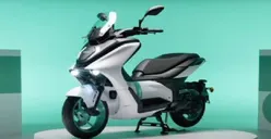 Tampil Memukau dan Mirip N-Max, Berikut Harga dan Spesifikasi Motor Listrik Yamaha E01 di Indonesia