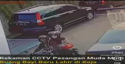 Miris! Terekam CCTV, Pasangan Muda Mudi Naik Motor Buang Bayi  di Pinggir Jalan: Wira-wiri Cari Lokasi  Aman