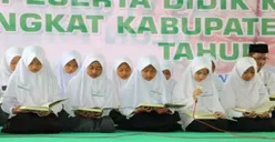 Ustaz Adi Hidayat: Hukum Khatam Al Quran dengan Tadarus Bersama-sama Saat Ramadan, Hindari Hal Ini...