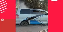 Viral Mobil Terjebak di Tengah Cor yang Masih Basah, Begini Reaksi Para Pekerja
