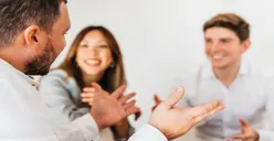 Cara jadi Introvert yang Berkualitas, Tips Bagi Kamu Punya Banyak Teman dan Jago Ngobrol