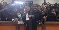 Berhasil Loloskan Irjen Teddy Minahasa dari Hukuman Mati, Berapa Sih Bayaran Hotman Paris?