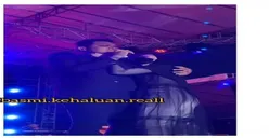 Momen Romantis Virgoun di Panggung Jadi Sorotan Warganet, Gandeng hingga Peluk Cium Sang Istri, Ternyata....