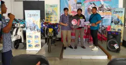 Service Motor dan Beli Oli Yamalube di DETA Bekasi, Warga Bogor Senang Dapat Hadiah Motor Yamaha Vixion 155