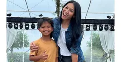 Farel Prayoga Duet dengan Anggun C Sasmi, Mengharumkan Budaya Indonesia di Paris