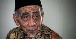 Nasihat Mbah Moen Agar Dimudahkan Rezekinya Oleh Allah : Semua Ada Aturannya!