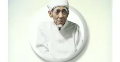 Ingin Pintu Rezeki Terbuka Lebar? Kata Mbah Moen Jangan Lupa Baca Wirid Ini Setelah Subuh!