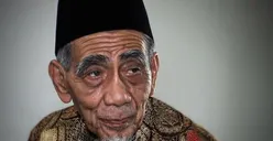 Beriman Kepada Allah Meskipun Itu Aneh, Mbah Moen: Apa yang Dibuat Allah Kadang Tidak Masuk Akal