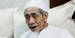 Kalimat Ini Jadi Jimat Sakti Warisan Mbah Moen, Tempel di Jendela dan Pintu untuk Penolak Bala