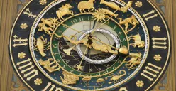 Ini 5 Zodiak Terkenal Bucin Banget tapi Baik Hati, Mana Saja?