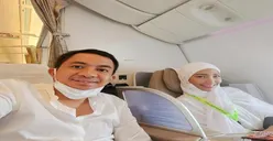 Denise Chariesta Koar-koar Perselingkuhan, Ayu Dewi Cuek Pergi Umroh Bersama Regi Datau