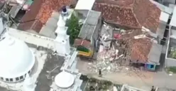 Gubernur Ganjar Pranowo Salurkan Bantuan, Siapkan Hunian Sementara Untuk Korban Gempa Cianjur