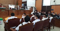Sambil Menahan Tangis, Ini Tanggapan Ferdy Sambo dan Putri Candrawathi Soal Pertanyaan Ridwan Soplanit