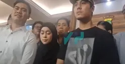 Rizky Billar Terlihat Gigit Bibir saat Lesti Kejora Bicara, Mikro Ekspresi Sebut Ada Marah dan Dendam!