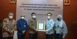 bjb syariah Terima Sertifikat ISO 37001:2016 Sistem Manajemen Anti Penyuapan