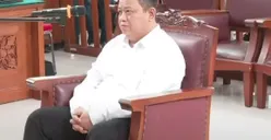 Momen Lucu Kuasa Hukum Kuat Maruf saat Pertanyakan Anting Saksi, Buat Penonton Bersorak!