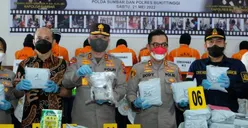 Mei 2022 Pamer Ungkap Kasus Penangkapan 41,4 Kg Sabu, Kini Irjen Teddy Minahasa Malah Terciduk Kasus Narkoba